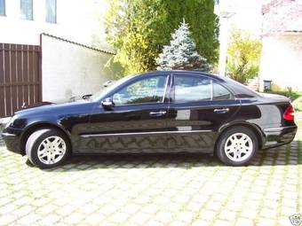 2003 Mercedes-Benz E-Class Photos