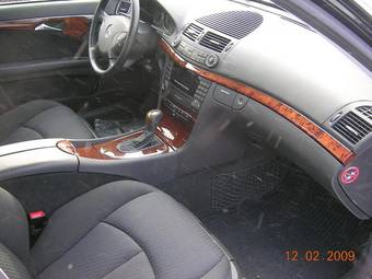 2003 Mercedes-Benz E-Class Images