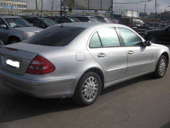 2003 Mercedes-Benz E-Class Photos
