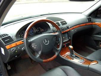 2003 Mercedes-Benz E-Class Pics