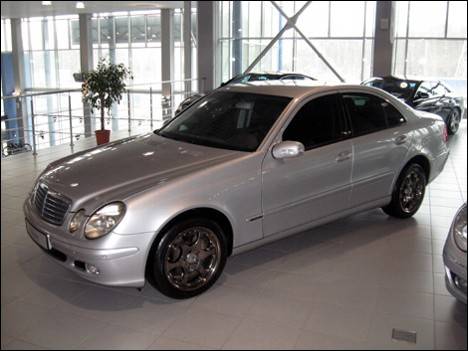 2003 Mercedes-Benz E-Class