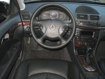 2003 Mercedes-Benz E-Class Photos
