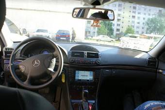 2003 Mercedes-Benz E-Class Pictures