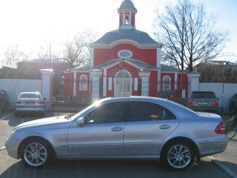 2003 Mercedes-Benz E-Class Wallpapers