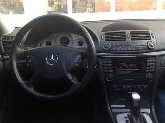 2003 Mercedes-Benz E-Class Pictures