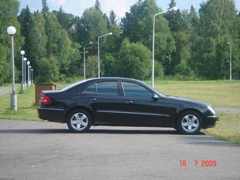 2003 Mercedes-Benz E-Class Pictures