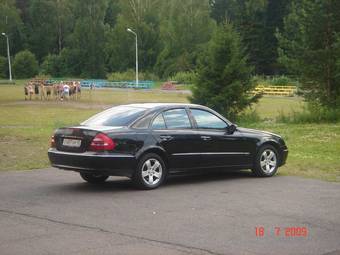 2003 Mercedes-Benz E-Class Photos