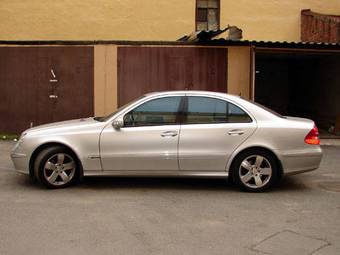 2003 Mercedes-Benz E-Class Photos