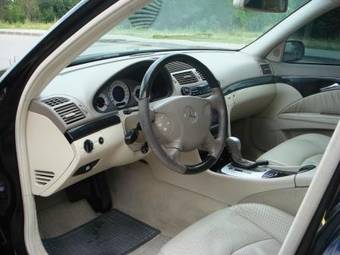 2003 Mercedes-Benz E-Class Pictures
