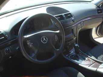 2003 Mercedes-Benz E-Class Pictures