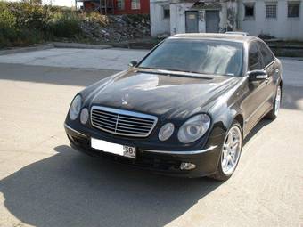 2003 Mercedes-Benz E-Class Pictures