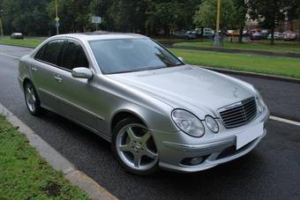 2003 Mercedes-Benz E-Class Photos