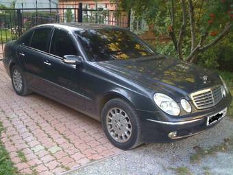 2003 Mercedes-Benz E-Class Pics