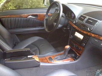 2003 Mercedes-Benz E-Class Photos