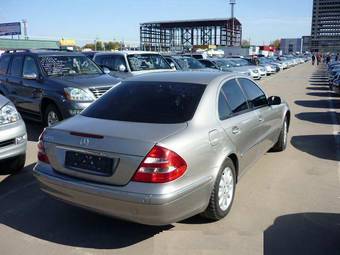 2003 Mercedes-Benz E-Class