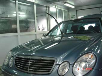 2004 Mercedes-Benz E-Class Pictures