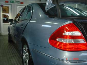 2004 Mercedes-Benz E-Class Photos