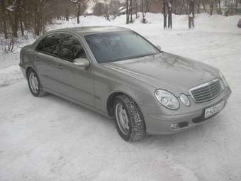 2004 Mercedes-Benz E-Class Pictures
