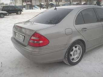 2004 Mercedes-Benz E-Class Photos