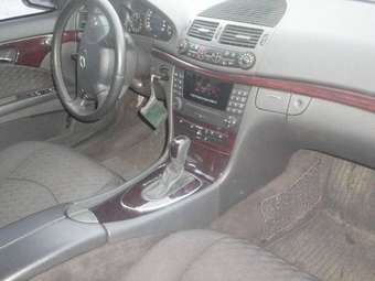 2004 Mercedes-Benz E-Class Pictures