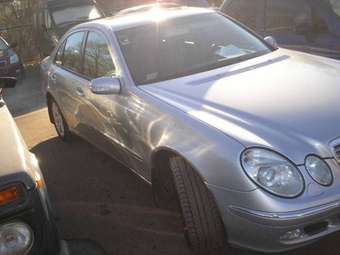 2004 Mercedes-Benz E-Class Pictures