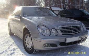 2004 Mercedes-Benz E-Class Pictures