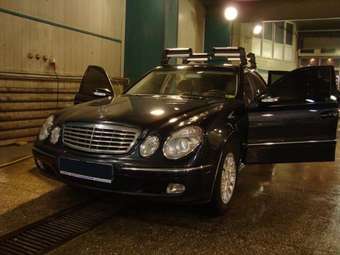 2004 Mercedes-Benz E-Class Pics