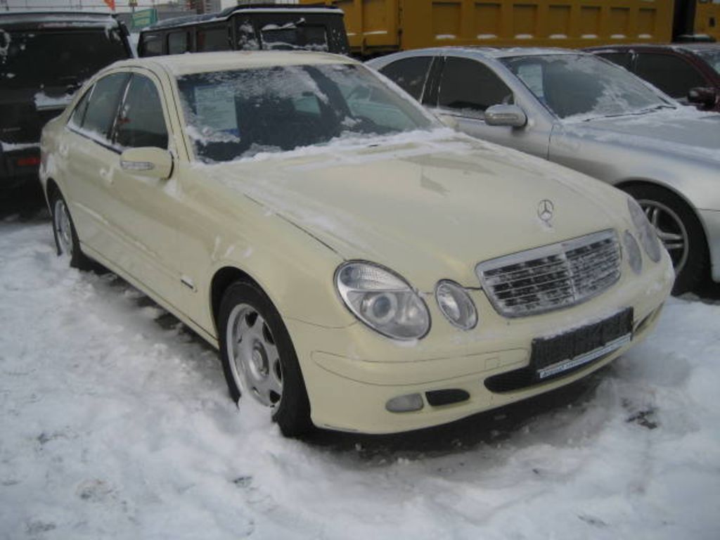 2004 Mercedes-Benz E-Class