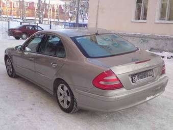 2004 Mercedes-Benz E-Class Photos