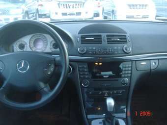 2004 Mercedes-Benz E-Class Photos
