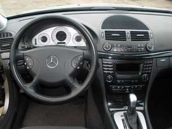 2004 Mercedes-Benz E-Class Photos