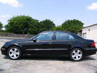 2004 Mercedes-Benz E-Class Pictures