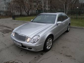 2004 Mercedes-Benz E-Class Pictures
