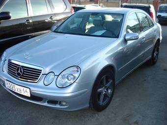 2004 Mercedes-Benz E-Class Pictures