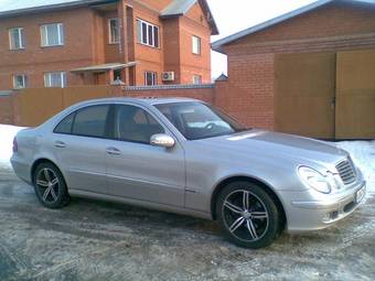 2004 Mercedes-Benz E-Class Pictures
