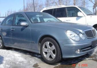 2004 Mercedes-Benz E-Class Photos