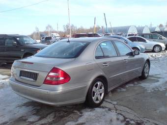 2004 Mercedes-Benz E-Class Photos