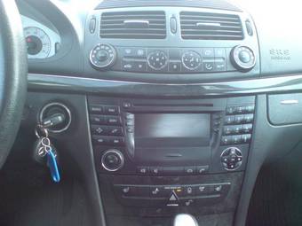 2004 Mercedes-Benz E-Class Pictures