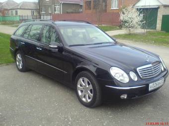 2004 Mercedes-Benz E-Class Photos