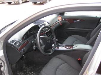 2004 Mercedes-Benz E-Class Pictures