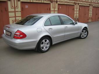 2004 Mercedes-Benz E-Class Pictures