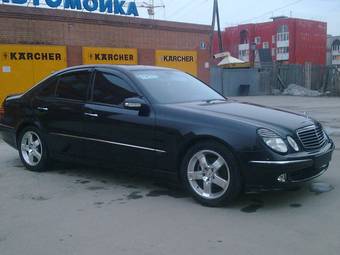 2004 Mercedes-Benz E-Class Pics