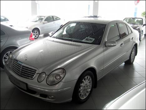 2004 Mercedes-Benz E-Class