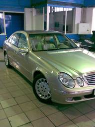 2004 Mercedes-Benz E-Class Wallpapers