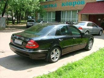 2004 Mercedes-Benz E-Class Photos
