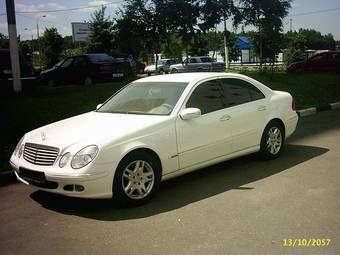 2004 Mercedes-Benz E-Class Pictures