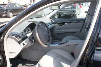2004 Mercedes-Benz E-Class Pictures