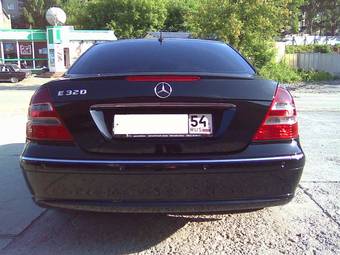2004 Mercedes-Benz E-Class Photos