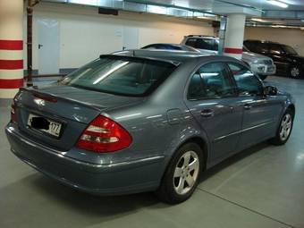 2004 Mercedes-Benz E-Class Pics