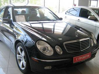 2004 Mercedes-Benz E-Class Pictures